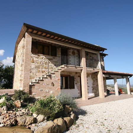 Timeless Villa In Cagli With Garden And Swimming Pool Exterior photo